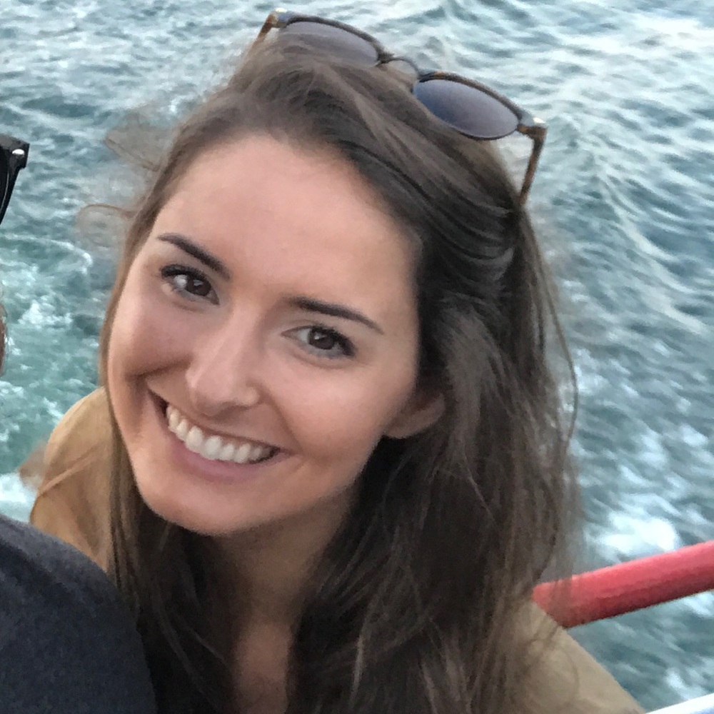 Meet your Posher, Danielle